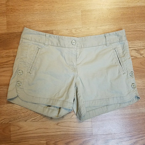 The Limited Pants - Cute Button Shorts